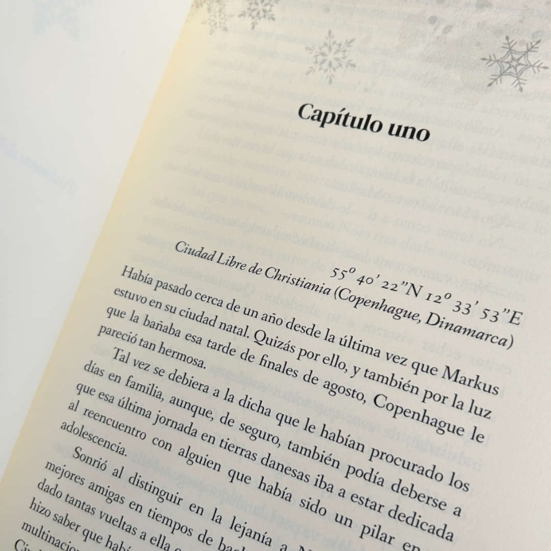 Un puente entre dos mundos, detalle interior