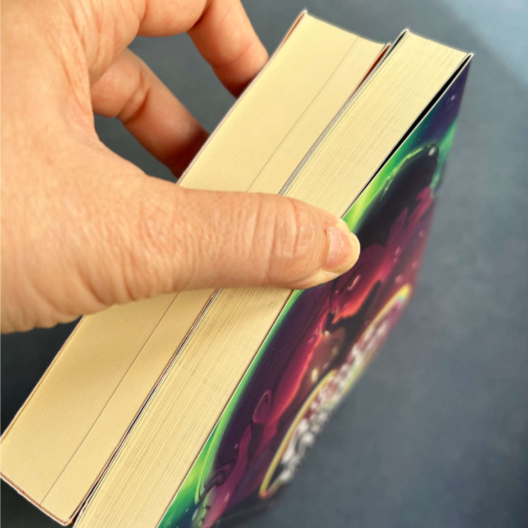 Un puente entre dos mundos, comparativa largo con Dos citas en el Tívoli